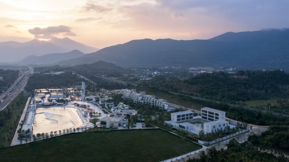 日月湾度假酒店，海南万宁 / B.L.U.E.建筑设计事务所