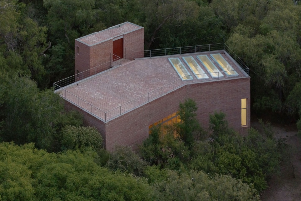 Cambre艺术家工作室，阿根廷 / Esteras Perrote