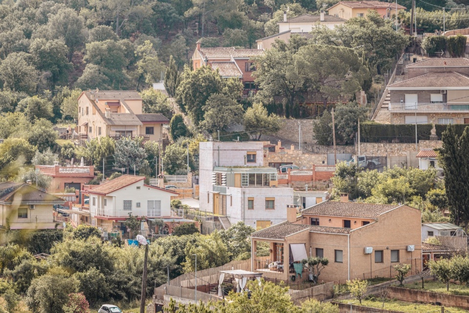 Cervelló住宅，西班牙 / Arqbag