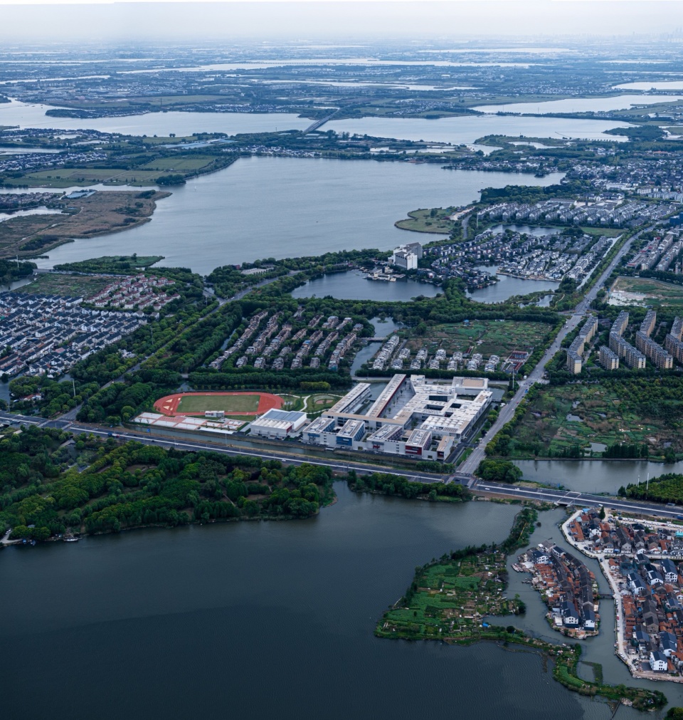 昆山锦溪高级中学，江苏 / 大舍建筑设计事务所