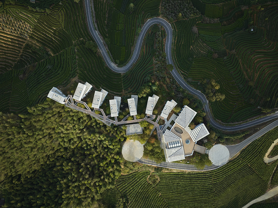 漂浮酒店—遂昌县柘溪上村农旅融合项目，浙江 / 中国联合工程有限公司