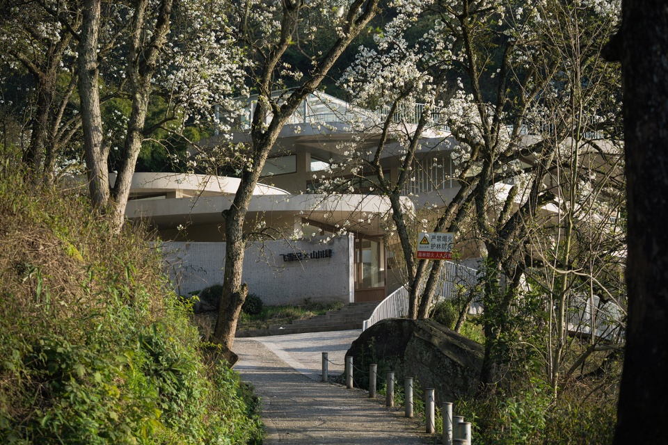 不在山林·飞雪纪，泸州 / 小隐建筑