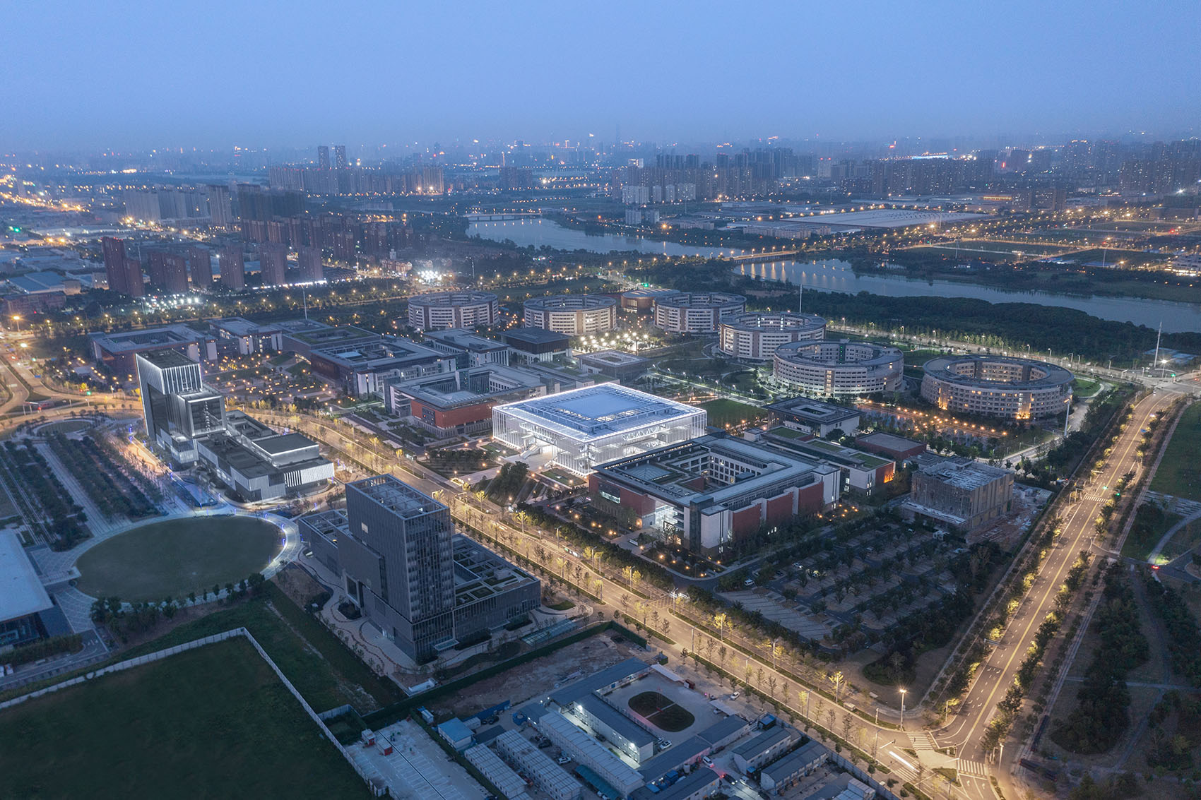 国家网络安全人才与创新基地培训中心｜信息综合楼（创新中心），湖北武汉 / 中信设计