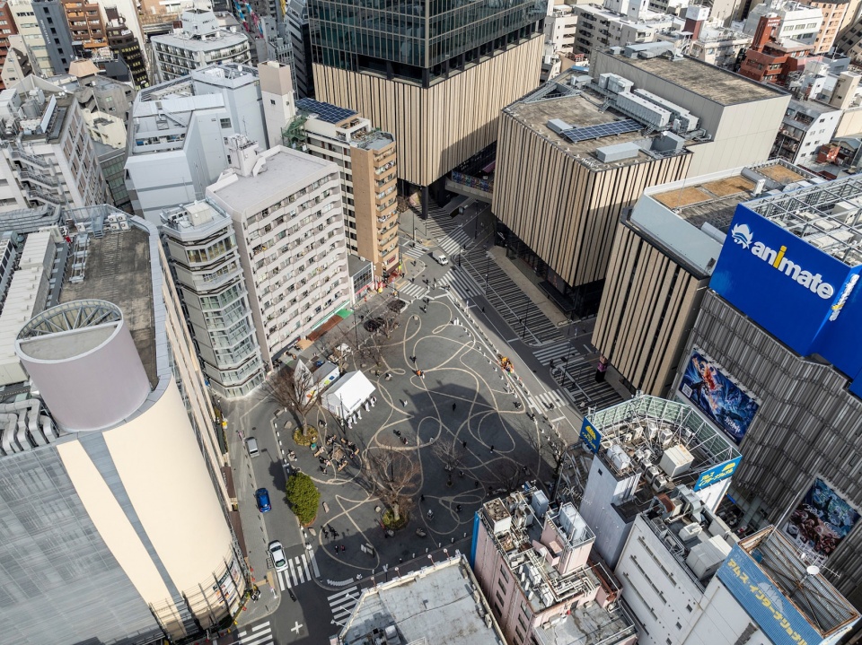 池袋公园的高窗花园，日本 / KEY OPERATION INC. / ARCHITECTS