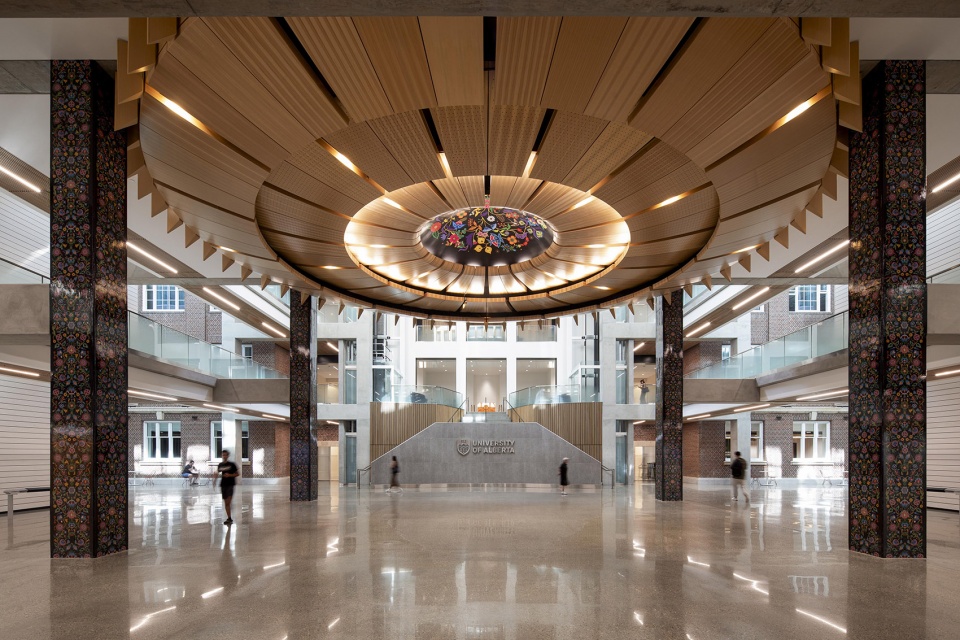 阿尔伯塔大学共享中心，加拿大 / Zeidler Architecture